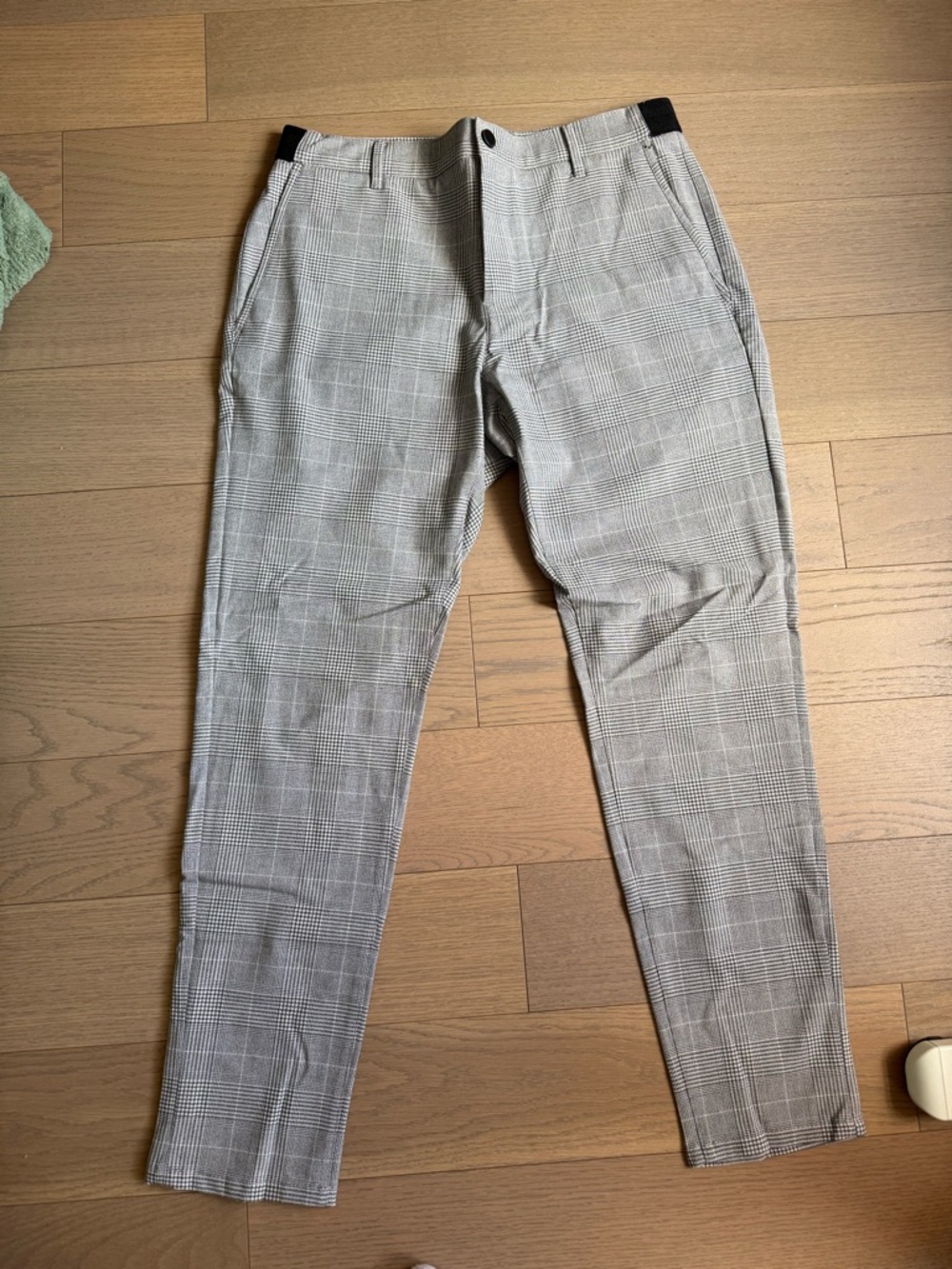 Zara Men's Grey Plaid Chinos with Black Waist Tabs